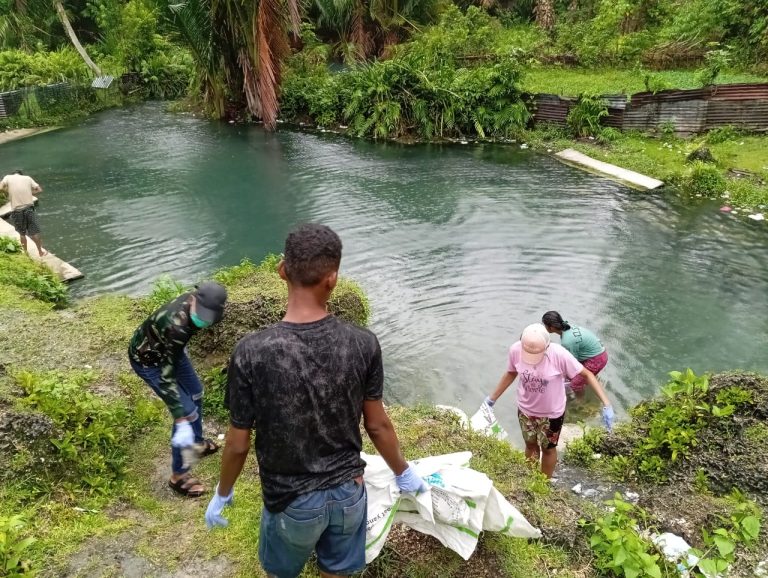 Local Villagers in Lease Islands MPA Cleans River for Earth Day Celebration “Planet vs Plastic”